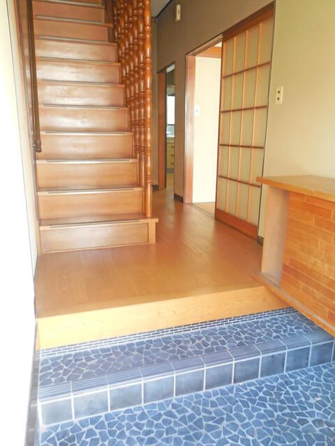 3DK Terrace House for Rent in Arakawa, Tokyo - Thumbnail 2