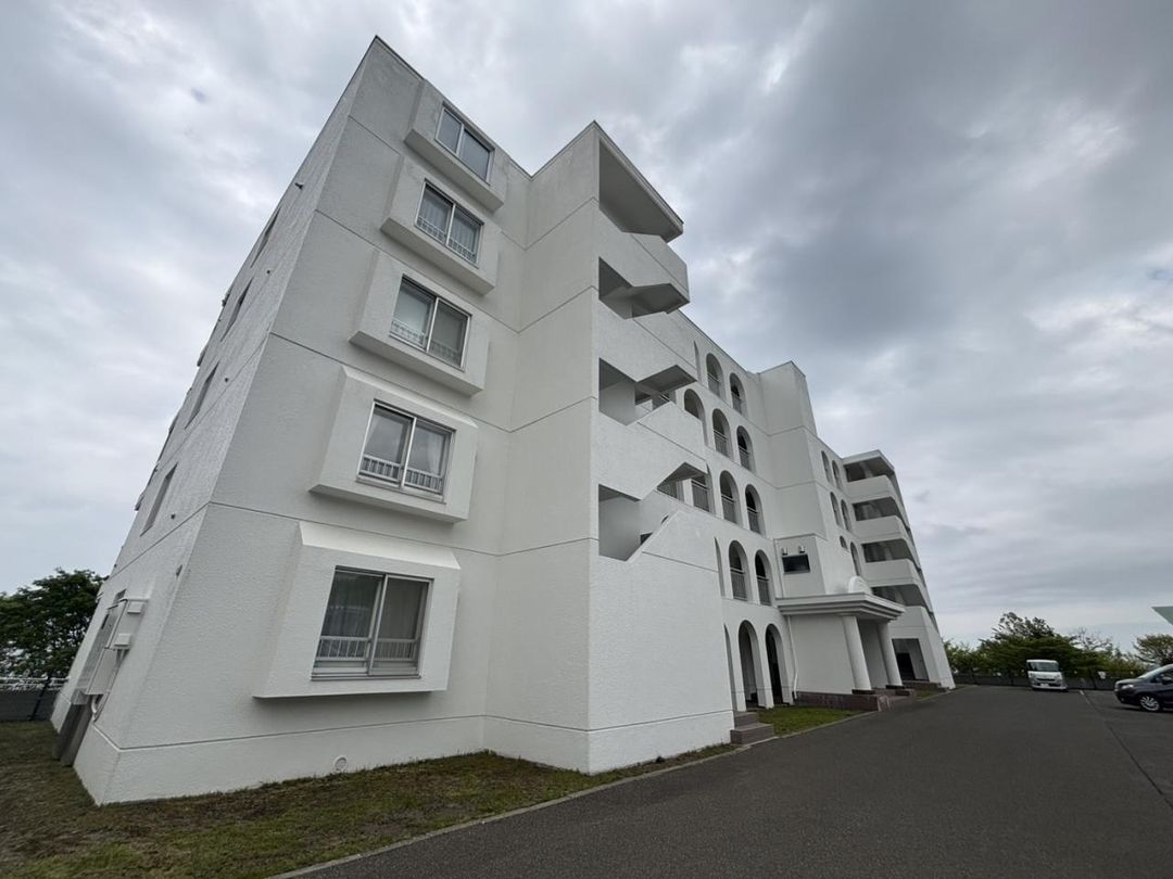 1K Apartment for Sale in Otaru, Hokkaido - 53.47 sqm - Thumbnail 3