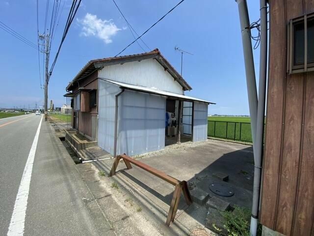 1994 Wooden House on 539 sqm Land in Matsusaka, Mie - Thumbnail 2