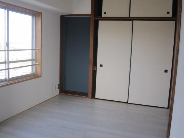 3LDK Apartment for Sale in Oamishirasato, Chiba - 56.74 sqm - Thumbnail 2
