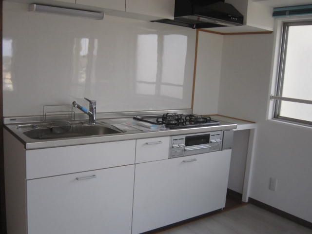 3LDK Apartment for Sale in Oamishirasato, Chiba - 56.74 sqm - Thumbnail 4