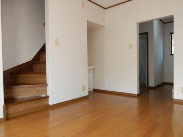 2DK Apartment for Rent in Tateyama, Chiba - 46.37 sqm - Thumbnail 3
