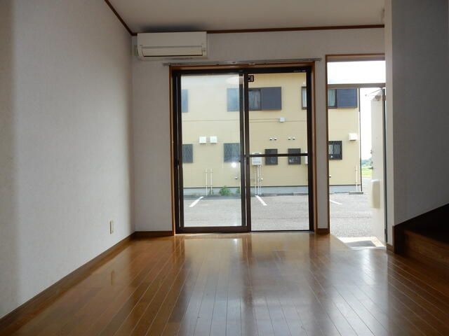 2DK Apartment for Rent in Tateyama, Chiba - 46.37 sqm - Thumbnail 4