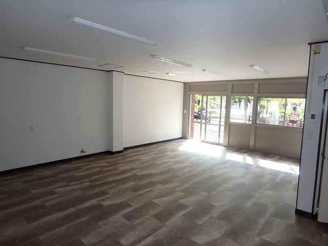 52.8 sqm Office for Rent in Sumida, Tokyo | Ishii Building - Thumbnail 3