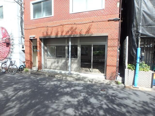 52.8 sqm Office for Rent in Sumida, Tokyo | Ishii Building - Image 1