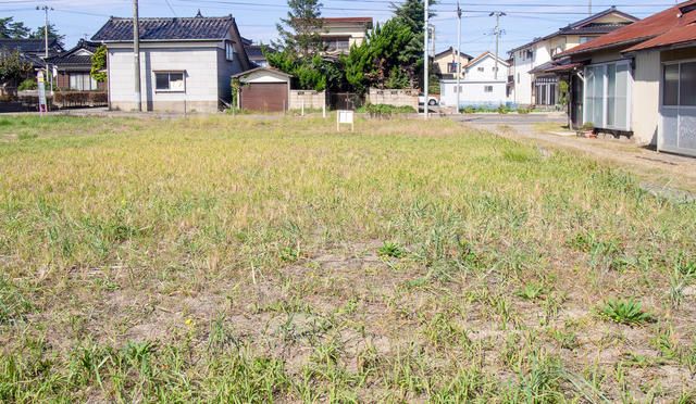 Land for Sale in Yurihonjo, Akita - 697.30 sqm Vacant Plot - Thumbnail 3