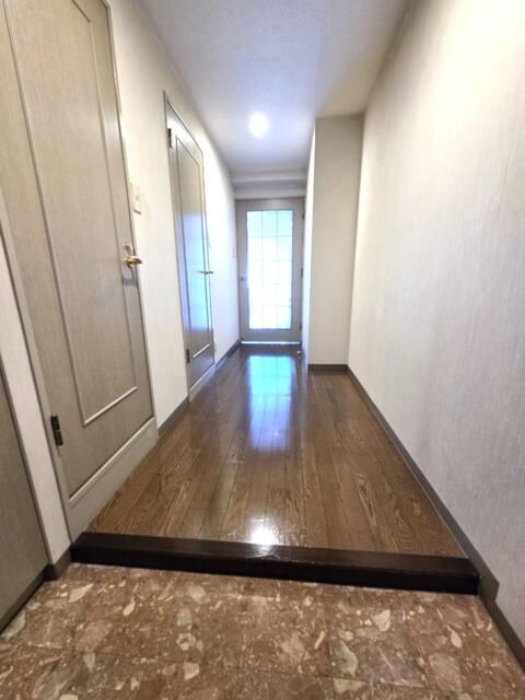 2LDK Apartment for Sale in Hadano, Kanagawa – 50.80m² - Thumbnail 4