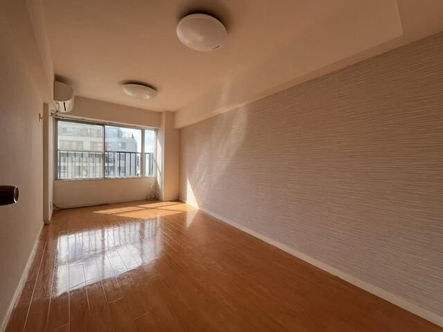 4LDK Apartment for Sale in Chofu, Tokyo - 81.25 sqm - Thumbnail 4