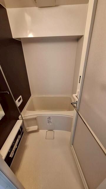 2LDK Apartment for Rent in Urayasu, Chiba - 55 sqm - Thumbnail 3