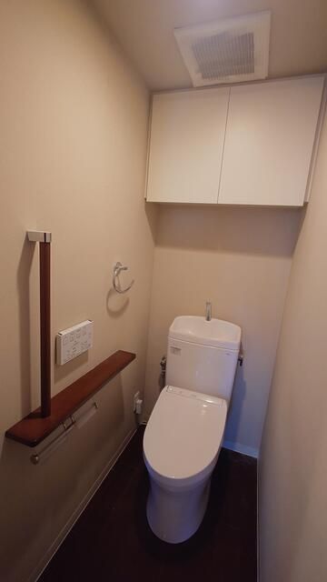 2LDK Apartment for Sale in Kamakura, Kanagawa - Thumbnail 3