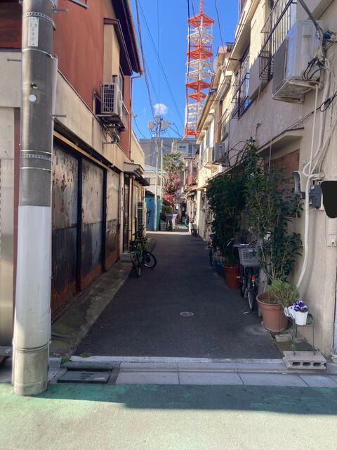 1968 Wooden House for Sale in Taito, Tokyo with 35.2㎡ Land - Thumbnail 4