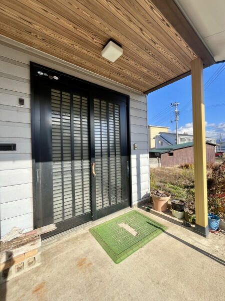 4DK Detached House in Yonezawa, Yamagata – 127m² with Garden - Thumbnail 2