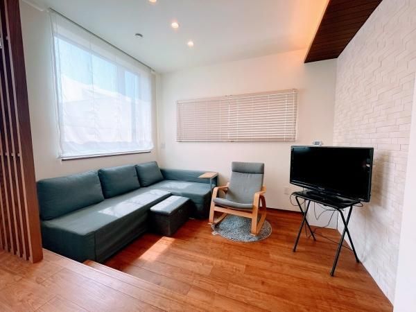 Modern 2SLDK House in Urayasu, Chiba | 2020 Build Near Maihama Station - Thumbnail 3