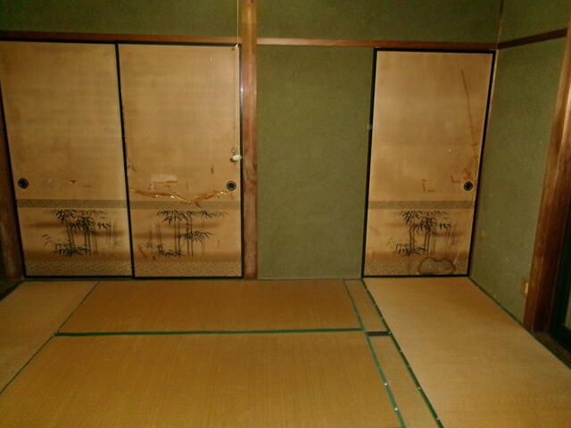 Spacious 5K Wooden House on 566 sqm Land in Shima, Mie - Thumbnail 4