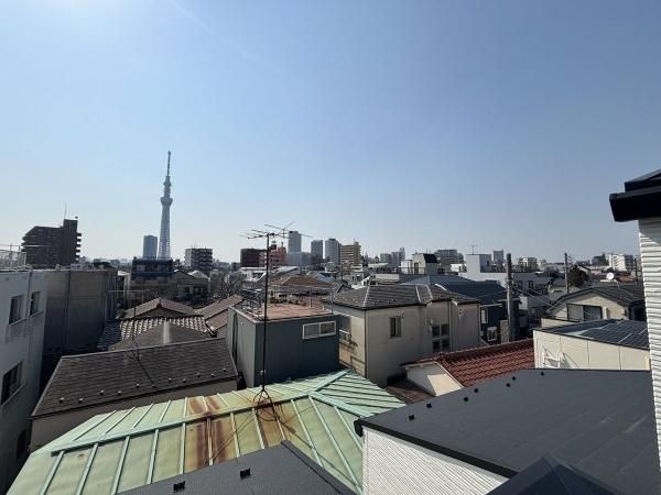 New 2024 2SLDK Wooden House in Sumida, Tokyo - Thumbnail 4