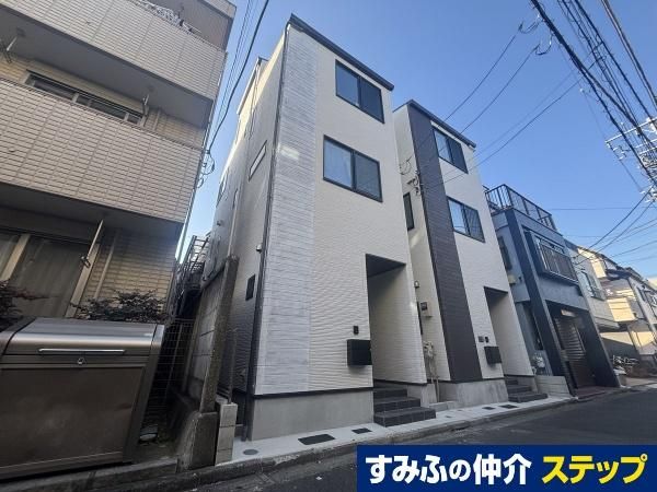 New 2024 2SLDK Wooden House in Sumida, Tokyo - Thumbnail 3