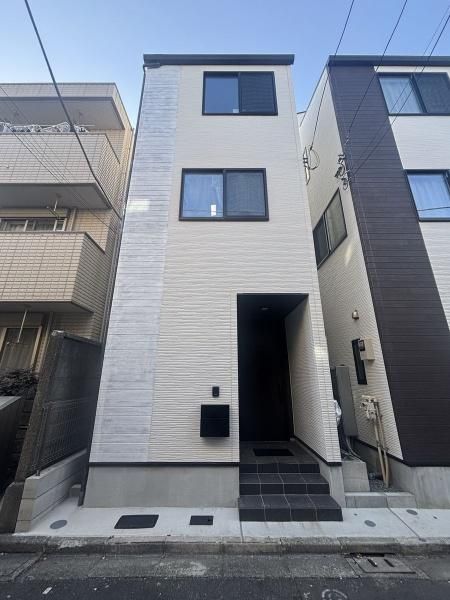 New 2024 2SLDK Wooden House in Sumida, Tokyo - Thumbnail 2