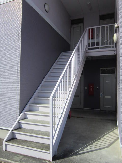 1LDK Apartment for Rent in Oshu City, Iwate - Thumbnail 2