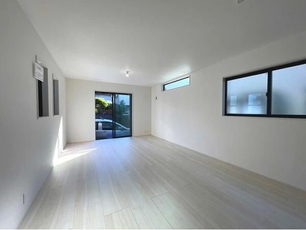 New 2SLDK House in Hiratsuka, Kanagawa - 2025 Build - Thumbnail 4