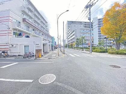 2LDK Apartment for Sale near Warabi Station, Saitama - Thumbnail 2