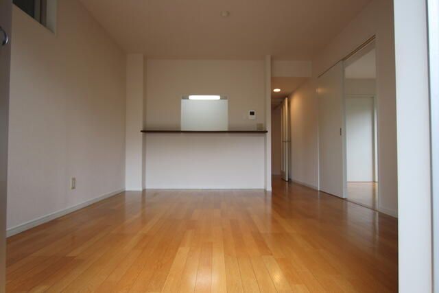 2LDK Apartment for Rent in Kodaira, Tokyo - 63.89 sqm - Thumbnail 4