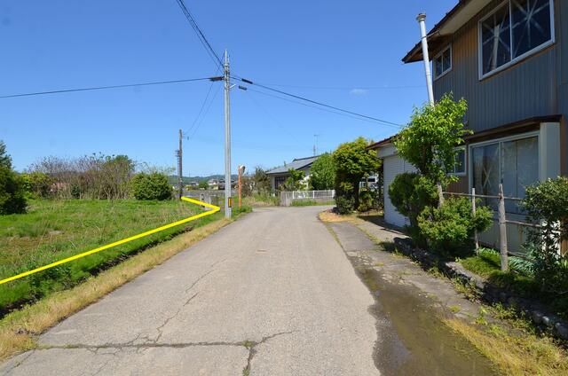 Large Land for Sale in Gosen City, Niigata (3066 sqm) - Thumbnail 2