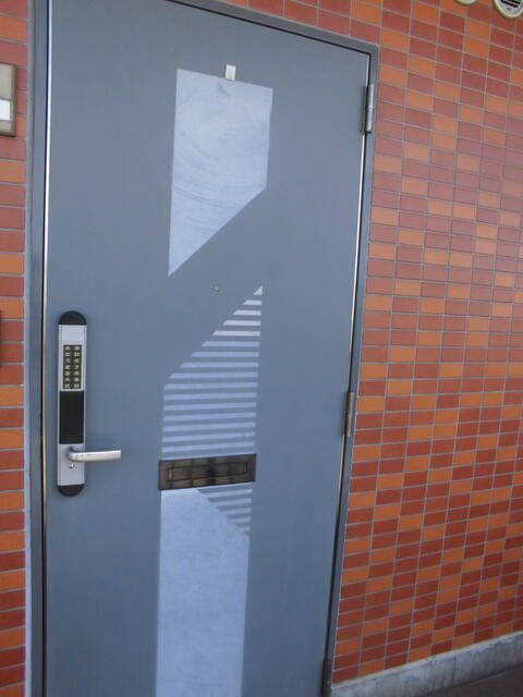 2LDK Apartment for Rent in Takaoka, Toyama - 57.28 sqm - Thumbnail 3