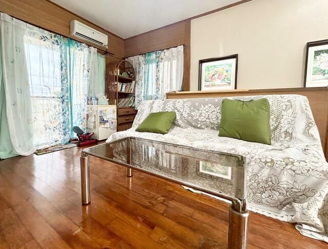 1LDK Detached House with Roof Terrace in Okinawa City - Image 22