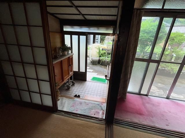 Corner Plot 6DK House for Sale in Etajima, Hiroshima - Image 1
