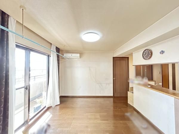 3LDK Apartment for Sale near Fussa Station, Tokyo - Thumbnail 2