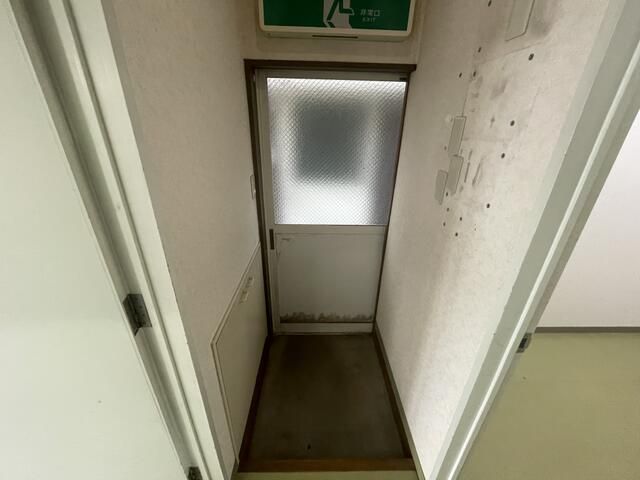 Commercial Space for Rent in Niigata City, 67.23 sqm - Thumbnail 3