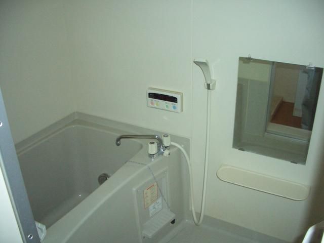 2LDK Apartment with Garden for Rent in Kofu, Yamanashi - Thumbnail 4