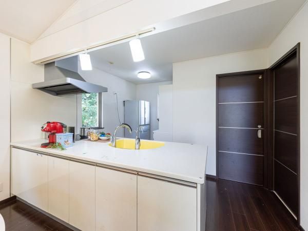 3LDK Detached House in Kurara-en, Nishinomiya | 333 sqm Land - Thumbnail 3