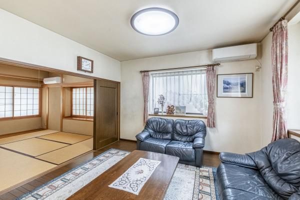4SLDK Detached House for Sale in Warabi City, Saitama - Thumbnail 2