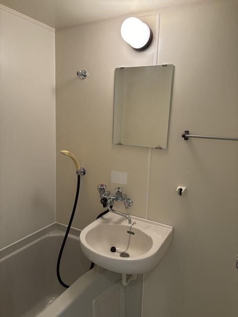 Hoyu Comfort Morioka 1R Apartment for Sale in Iwate - Thumbnail 4