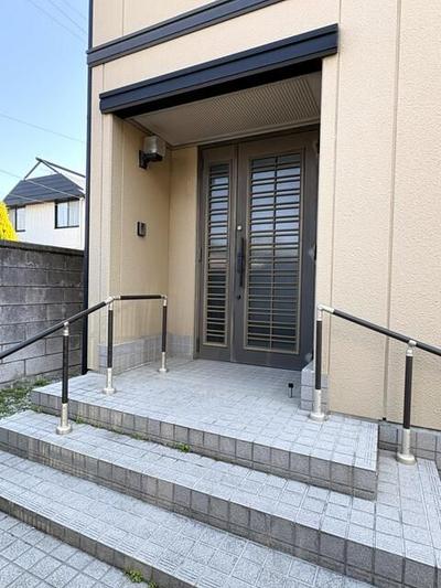 4SLDK Used House for Sale in Maebashi, Gunma - 129.15 sqm — Front_door, Maebashi, Gunma