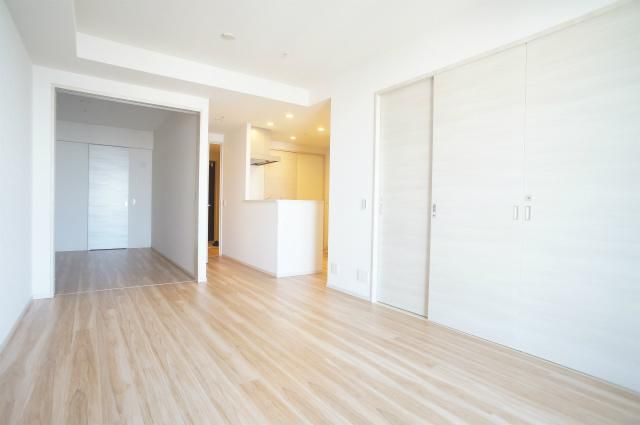 2LDK Apartment in Parkhouse Nishi-Shinjuku Tower 60, Shinjuku - Thumbnail 3