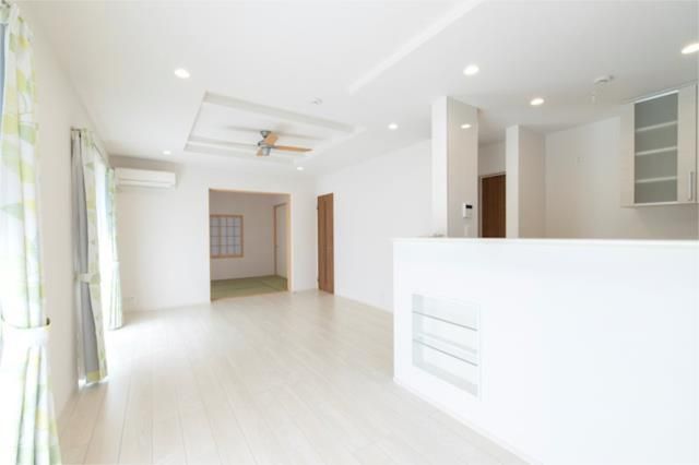 Modern 4LDK House in Iwata, Shizuoka | Quiet Neighborhood & Free Parking - Thumbnail 4