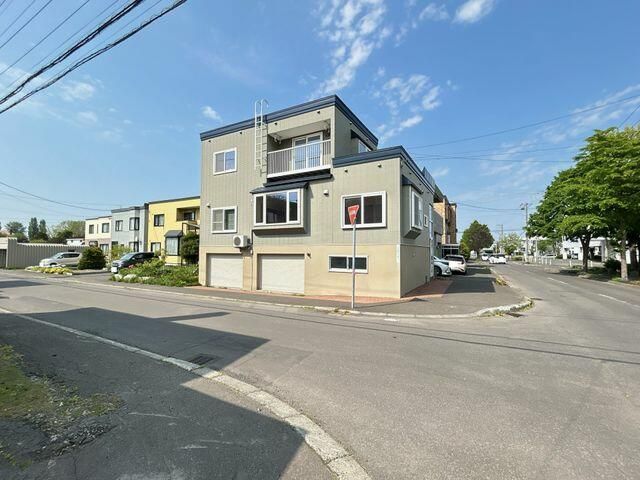 4LDK Used House in Kita Ward, Sapporo, Hokkaido - Thumbnail 2