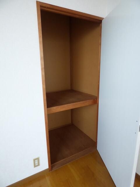 2LDK Apartment for Rent in Tsukuba Ibaraki with Free Parking - Thumbnail 3