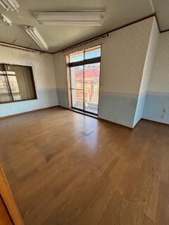 Shop-Residence for Sale in Ome City, Tokyo - 3 Min to Station - Thumbnail 3