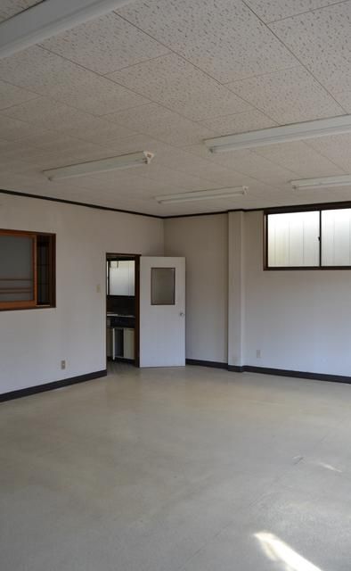 Office Space for Rent in Ichinoseki, Iwate - 90.11 sqm - Thumbnail 3