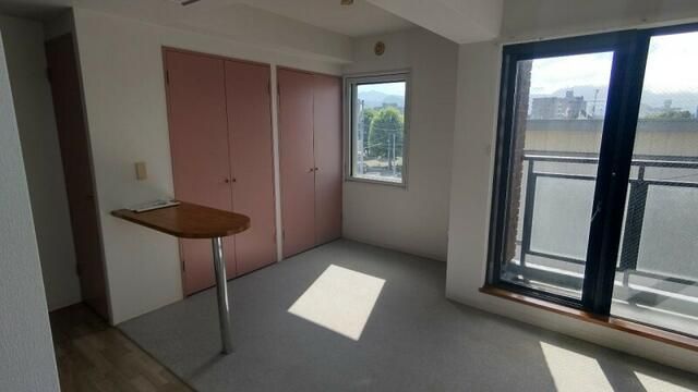 1LDK Apartment for Rent in Central Sapporo, Near Shukugawa Station - Thumbnail 3