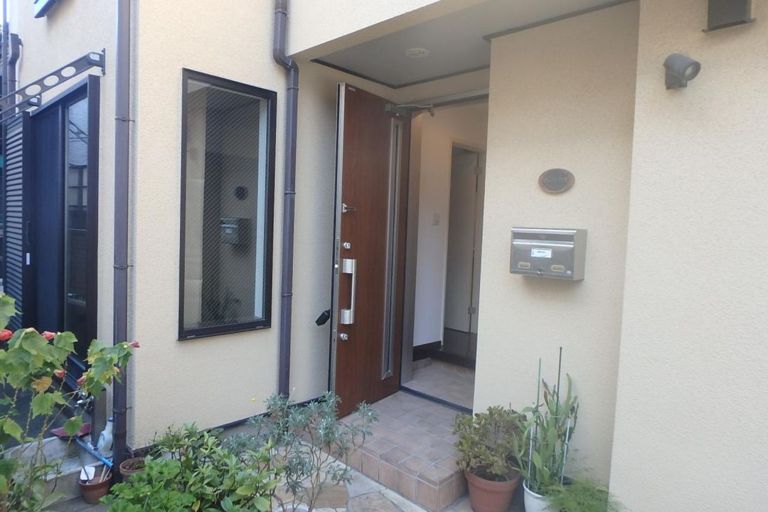 Studio Apartment for Rent in Meguro, Tokyo - Thumbnail 3