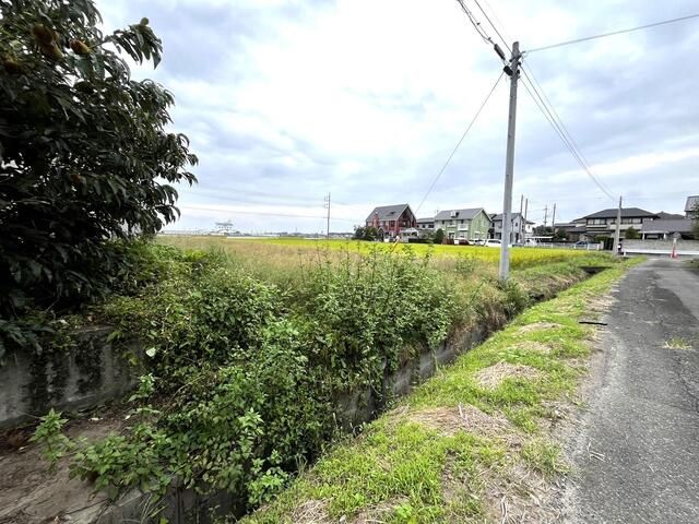 Land for Sale in Tamamura Town, Gunma - 2,479 sqm - Thumbnail 4