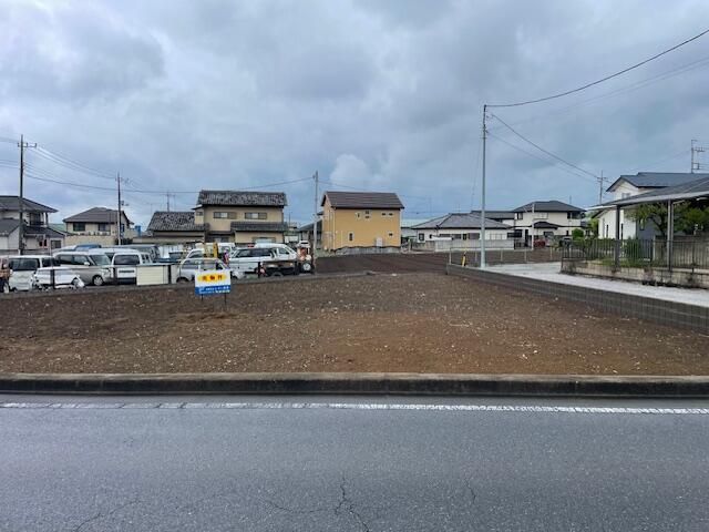 Land for Sale in Isesaki, Gunma - 364.99 sqm Residential Plot - Thumbnail 3