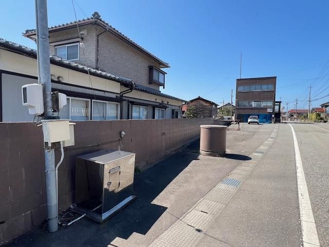 Commercial Office Building for Sale in Kaga City, Ishikawa - Thumbnail 2