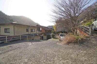 Property details: Naka Hatsukari/Hatsukari Station, Hatsukari-cho, Otsuki City, Yamanashi Prefecture Property information: Used detached house — Image 3, Otsuki, Yamanashi