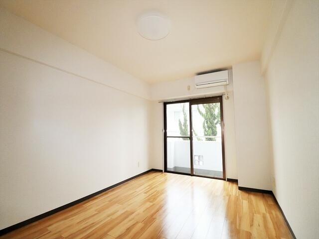 1K Apartment for Rent in Mito, Ibaraki - 26.40 sqm - Thumbnail 2