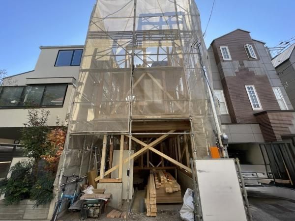 New Build House in Setagaya, Tokyo - 1SLDK Near Meidaimae Station - Thumbnail 3